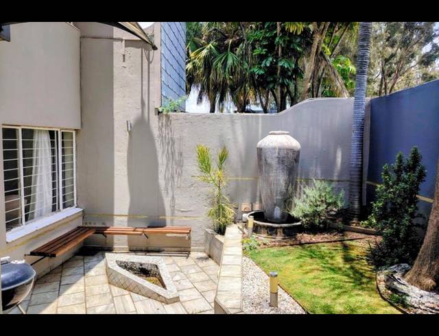 3 BEDROOM TOWNHOUSE FOR SALE IN BRUMA